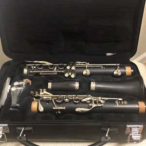 NWT Clarinet & Stand